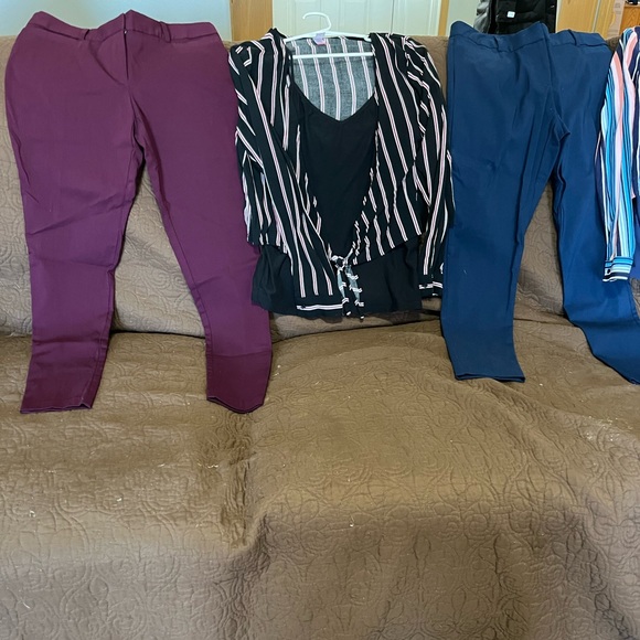 (2) EUC CUTE MATCHING OUTFITS BOTTOMS 11/27 TOP XL - Picture 3 of 9